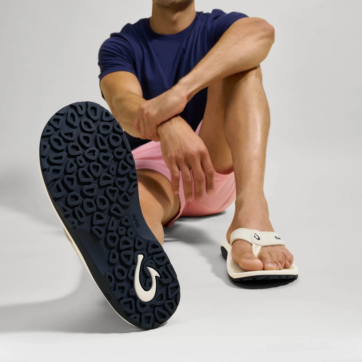 OluKai ‘Ohana - White Sand / Deepest Depths 8 OluKai ‘Ohana - White Sand / Deepest Depths - Image 6