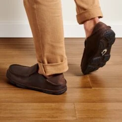 OluKai Moloā - Dark Wood / Dark Java 17 OluKai Moloā - Dark Wood / Dark Java -OluKai Sale Store 10128 6348 102 M Moloa DkwDkj Web Opt