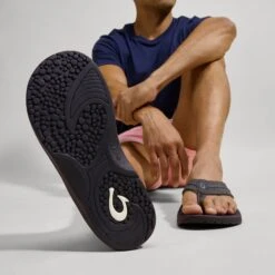 OluKai Hokua - Pavement -OluKai Sale Store 10161 PVPV 106 M HOKUA PavementPavement