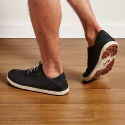 OluKai Nohea Moku - Black -OluKai Sale Store 10283 4040 102 M NoheaMoku BlkBlk Web Opt