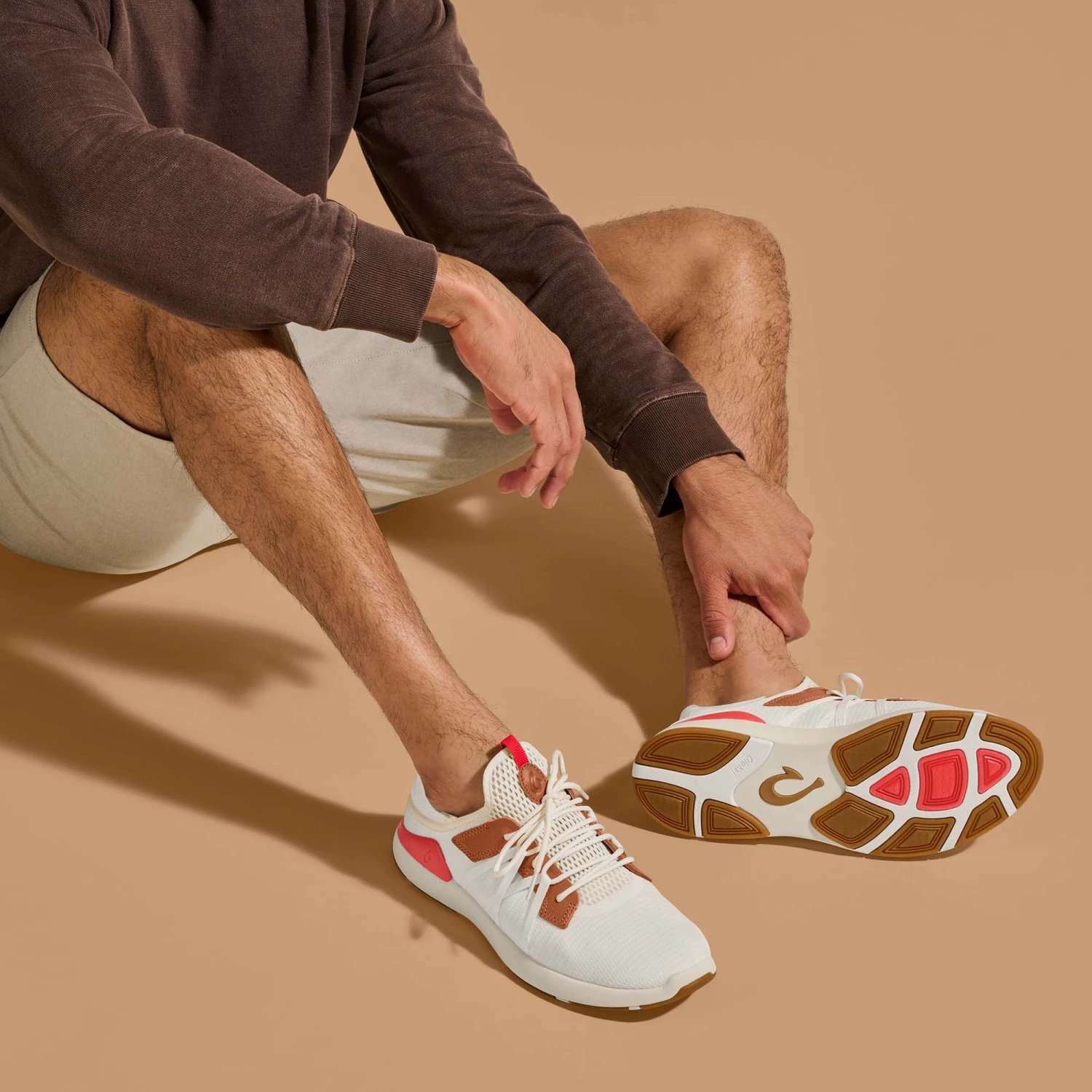 OluKai Mio Lī- Bright White / Red Lava 7 OluKai Mio Lī- Bright White / Red Lava - Image 5