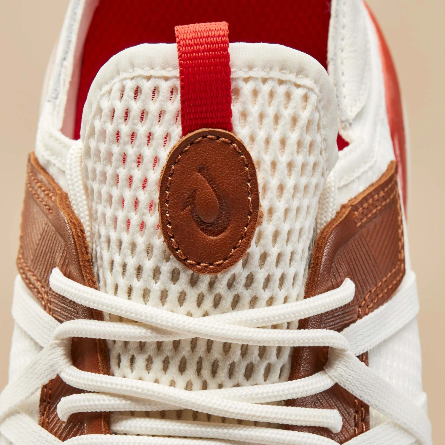 OluKai Mio Lī- Bright White / Red Lava 5 OluKai Mio Lī- Bright White / Red Lava - Image 3