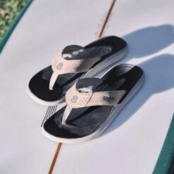 OluKai Pili - Ash / Mood Indigo -OluKai Sale Store 10553 AUZN 103