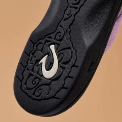 OluKai ‘Ohana - Paradise Pink / Lava Rock -OluKai Sale Store 20110 1616 OHANA W Cosmo 3