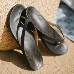 OluKai Honu - Black -OluKai Sale Store 20436 4040 104