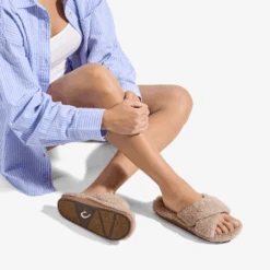 OluKai Hila Heu - Tan 18 OluKai Hila Heu - Tan -OluKai Sale Store 20489 3434 102 W Hila HEU TanTan