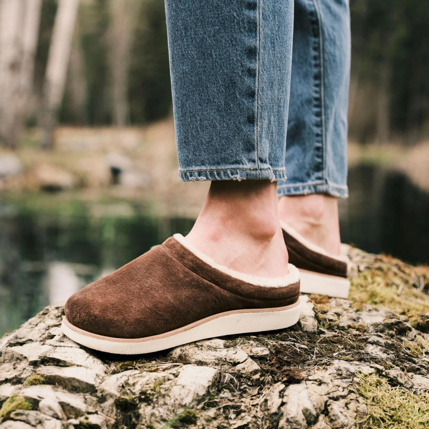 OluKai Mani - Dark Oak / Golden Sand 4 OluKai Mani - Dark Oak / Golden Sand - Image 2