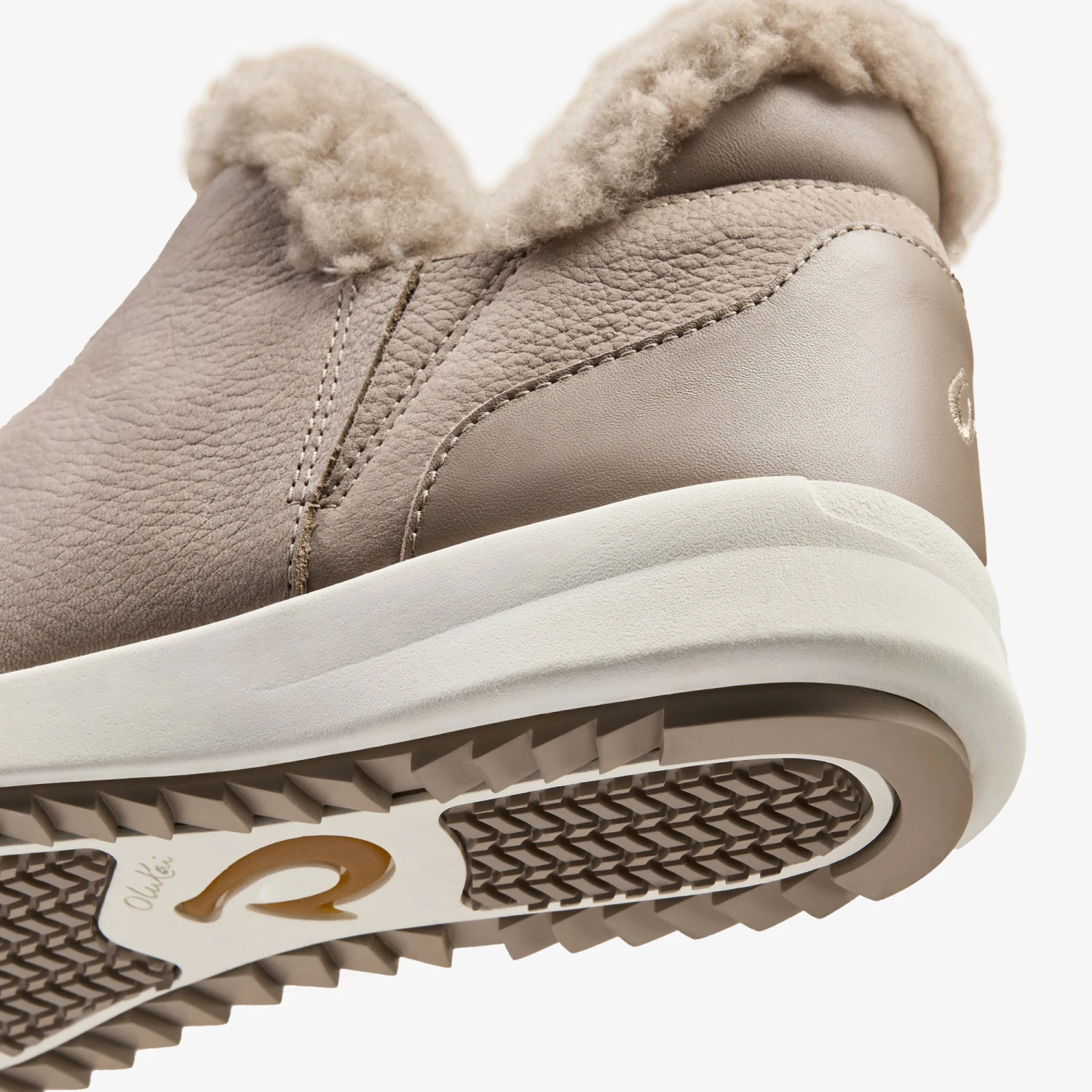 OluKai Kāmau-Taupe Grey / Taupe Grey 10 OluKai Kāmau-Taupe Grey / Taupe Grey - Image 8