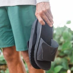 OluKai Nalu Slide - Black -OluKai Sale Store Nalu Slide Black galleryimage 02 b5186760 de80 4bcd 9227 2896053bb1c4