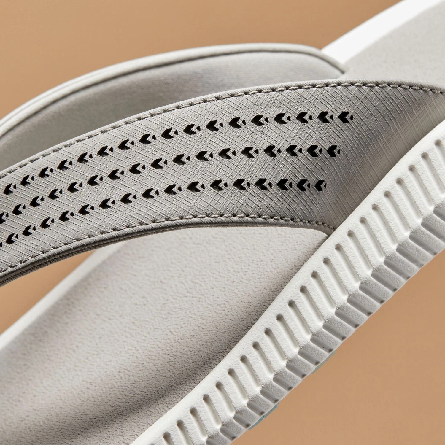 OluKai Ulele Golf - Ash 6 OluKai Ulele Golf - Ash - Image 4